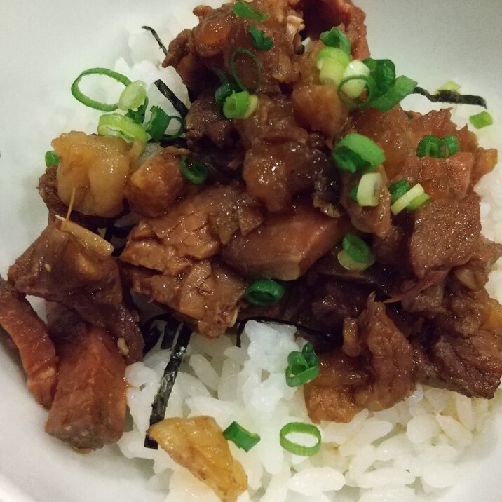 ローストビーフの切り落とし丼